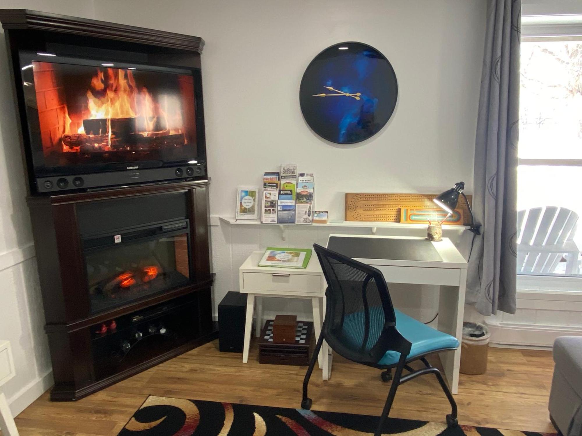 Our Place Up North Bnb Huntsville Exteriör bild