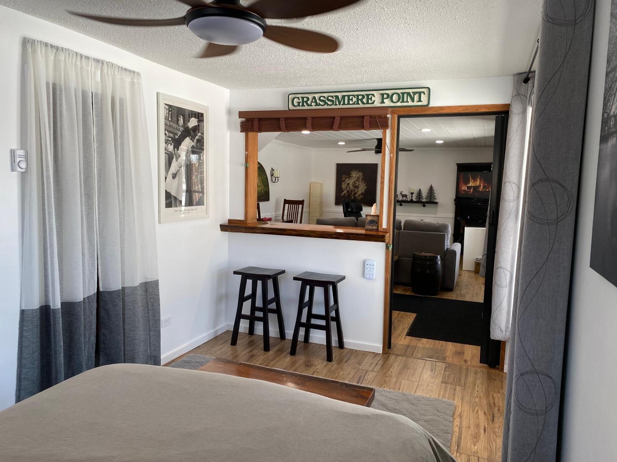 Our Place Up North Bnb Huntsville Exteriör bild